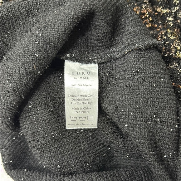 BURU Black and Gold Crew Neck Sweater with Abstract Pattern - Picture 14 of 14